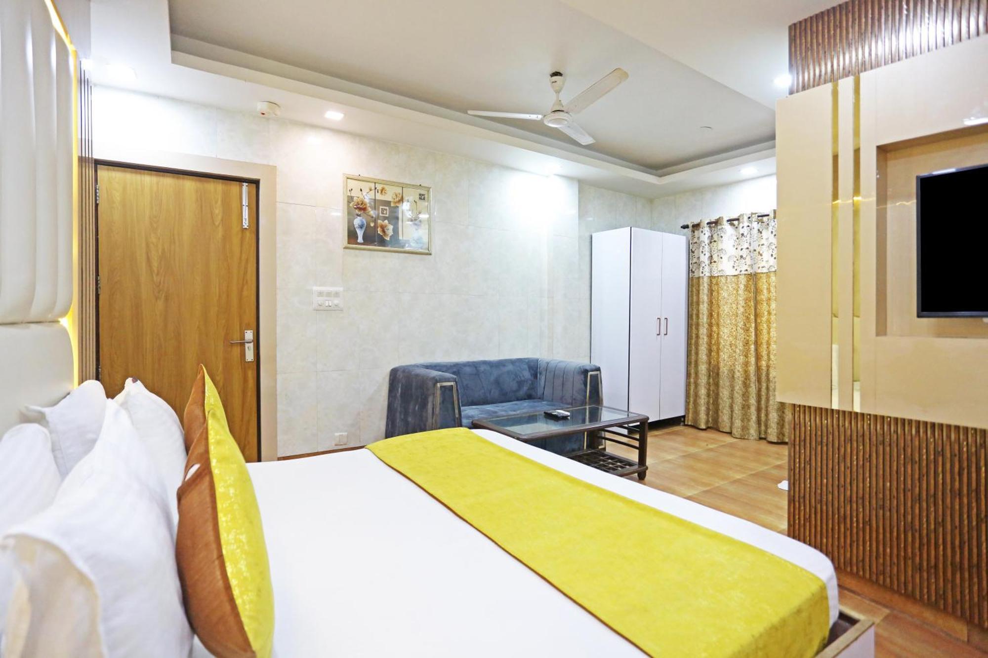 Hotel Preet Palace -5 Mints Walk From Nizamuddin Railway Station Nové Dillí Exteriér fotografie